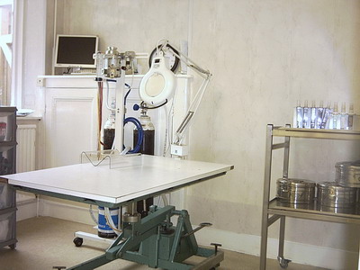 Air-conditioned operating theatre
